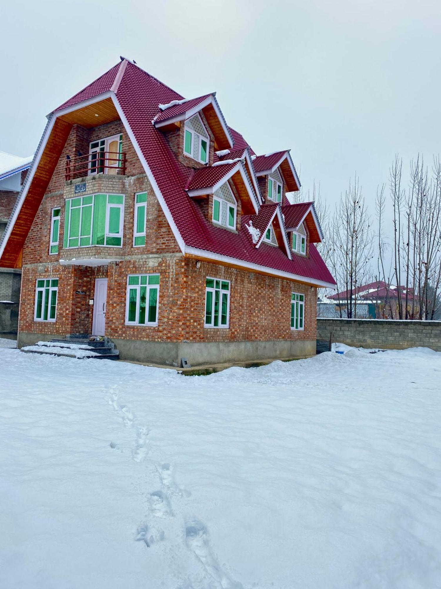 Al Jalal Resort Srinagar  Luaran gambar